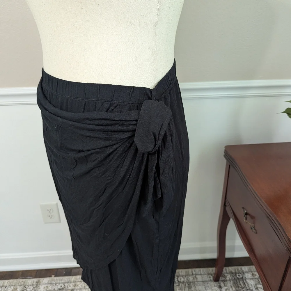 2/$10 Ava & Viv Wrap Skirt - Picture 2 of 5